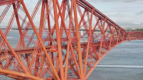 Trains on Forth Bridge from a drone, Queensferry Crossing, Scotland Vidéo 317099779
