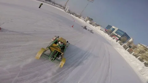 Trak400 20 Video stock 105936478