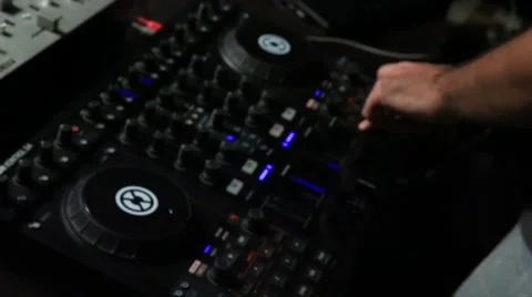 Traktor kontrol s4 Stock Footage 42556246
