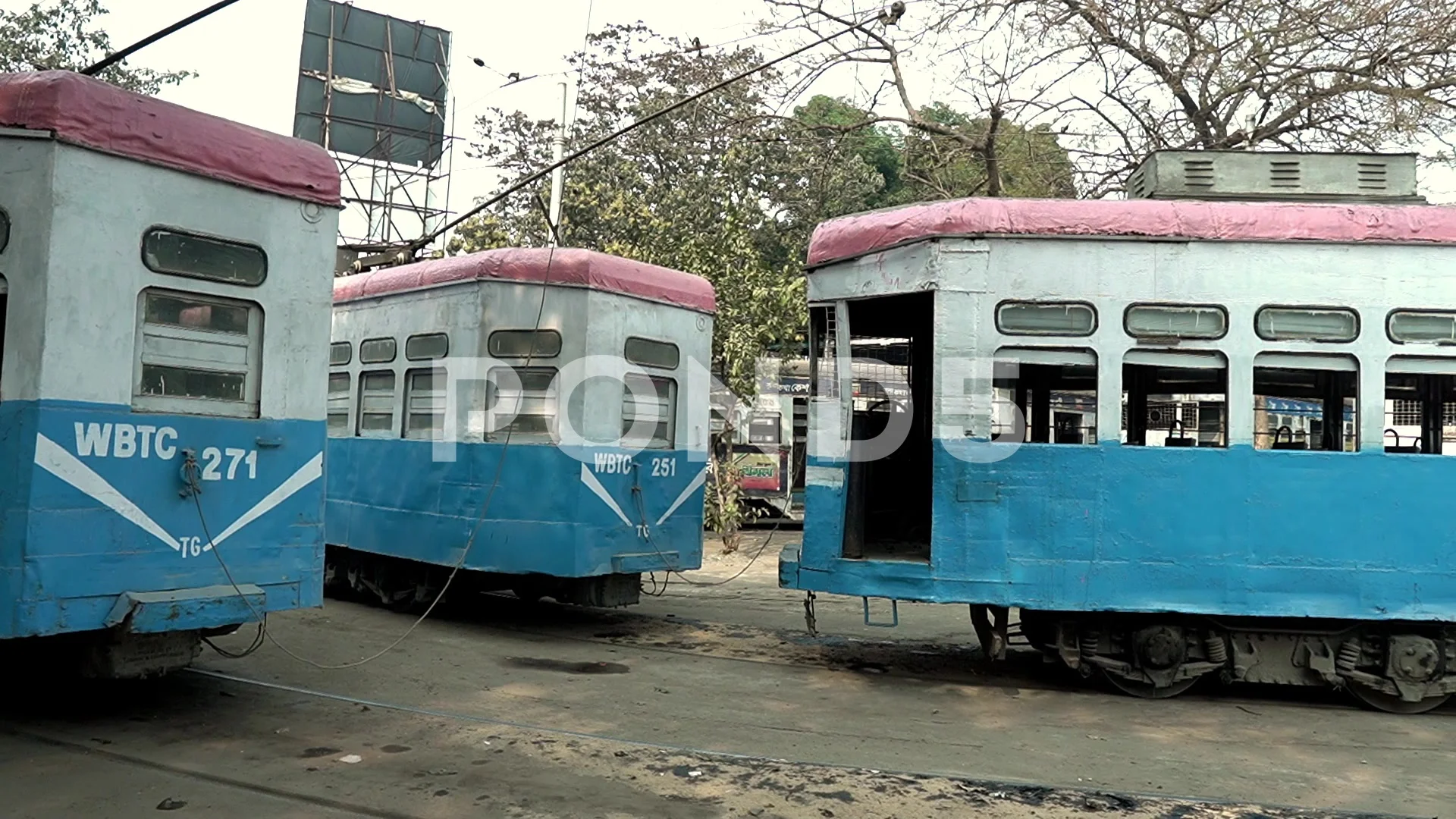 210 Kolkata Tram Stock Photos Pictures  RoyaltyFree Images  iStock