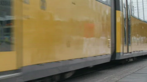 Trams on Alexander Platz in Berlin 2 Video stock 497720