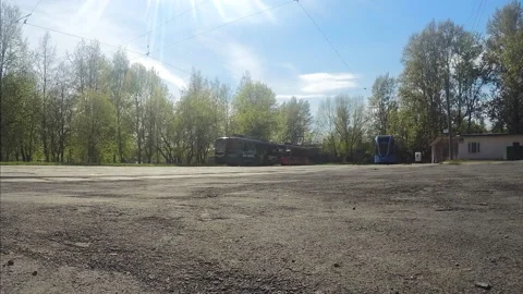 Trams at the last stop on summer day timelapse Vidéo 87220728
