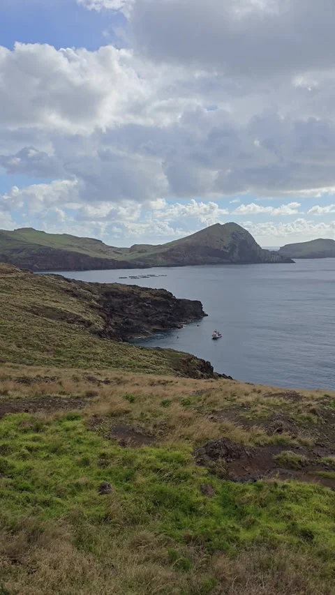 Tranquil coastal view from Ponta de São Lourenço, Madeira. Stock Footage 310024555
