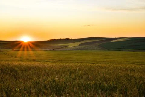 Tranquil landscape in the hills with an array of colors in the sky, the southern Foto stock