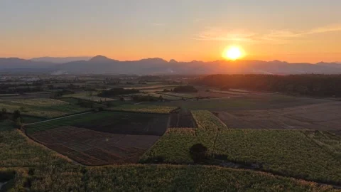 Tranquil Mountain Sunset with Warm Evening Sky Stock Footage 325686754