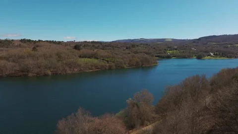 Tranquil View Of Embalse de Vilasouto In Vilasouto Vidéo 311575069