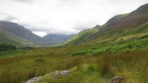 Tranquil view on welsh Snowdonia mountains. Stock Footage 78660180