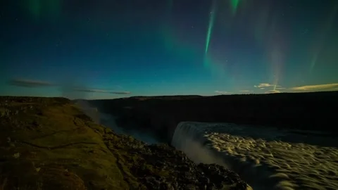 Tranquil Winter Forest Bathed in Radiant Northern Lights. Serene Aurora Borealis 動画素材 334658885