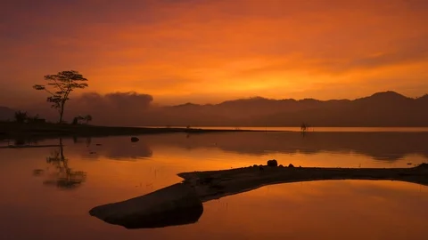 Tranquility lake view in morning Video stock 109428619