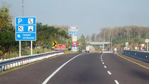 Trans Java toll road at noon Stock-Fotos