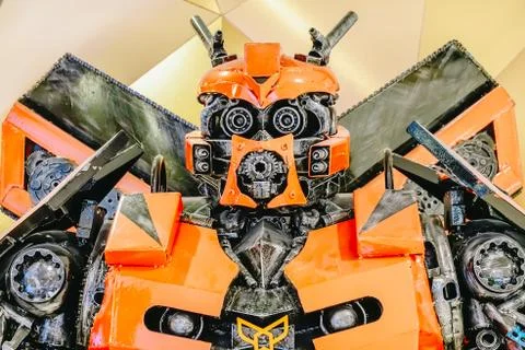 Transformers Autobot Bumblebee promoting feature film movie at the theater. Stock-Fotos