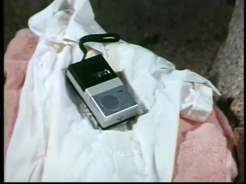 Transistor radio 動画素材 260249997