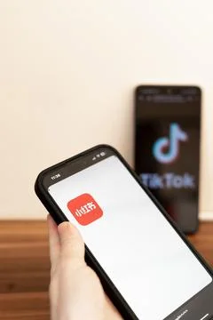 Transitioning from TikTok to RedNote: A user exploring new possibilities Stock Photos
