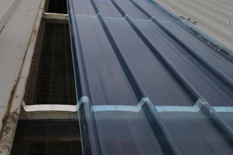 Translucent corrugated roofing panel Stock-Fotos