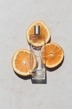 Transparent perfume bottle composition Foto stock