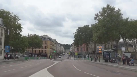 Transport in Paris Stock-Footage 107868224