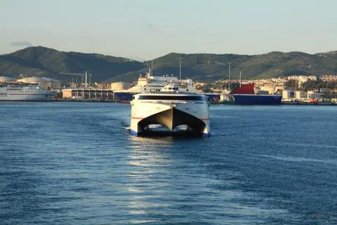 Transportation, containers cargo ship out of the harbor Foto stock