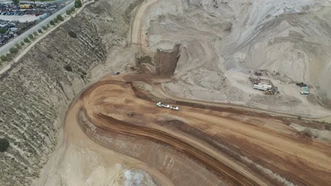 Transporting materials using Bottom Dump Trailer (aka Belly Dump or Clam Dump) 스톡 동영상 153808936