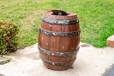 Trash Can in Funland Foto stock