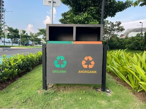 Trash can that has separation of organic and inorganic Stock Photos