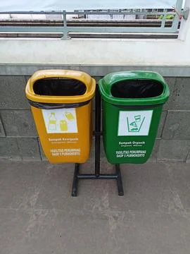 Trash can Stock Photos