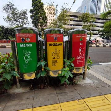 Trash Can 스톡 사진