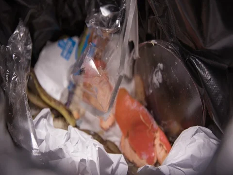 Trash slowmotion close up indoor Vídeos de archivo 72587429