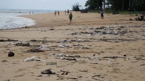 Trash washed up on the beaches of Thailand Stock Footage 122688872