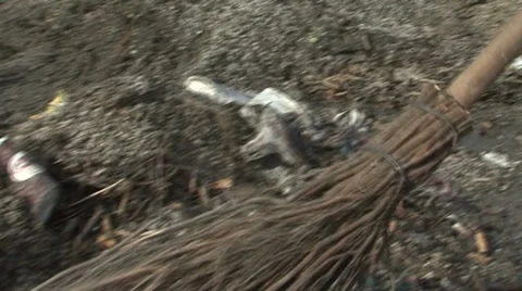 Trash5 Stock Footage 975033