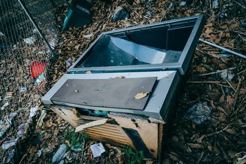 Trashed Old TV Stockfoto's