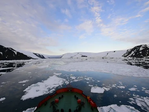 Travel In the ice , Arctic Stock Footage 81306117