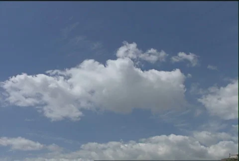 Traveling Clouds 01 Vídeo Stock 320856