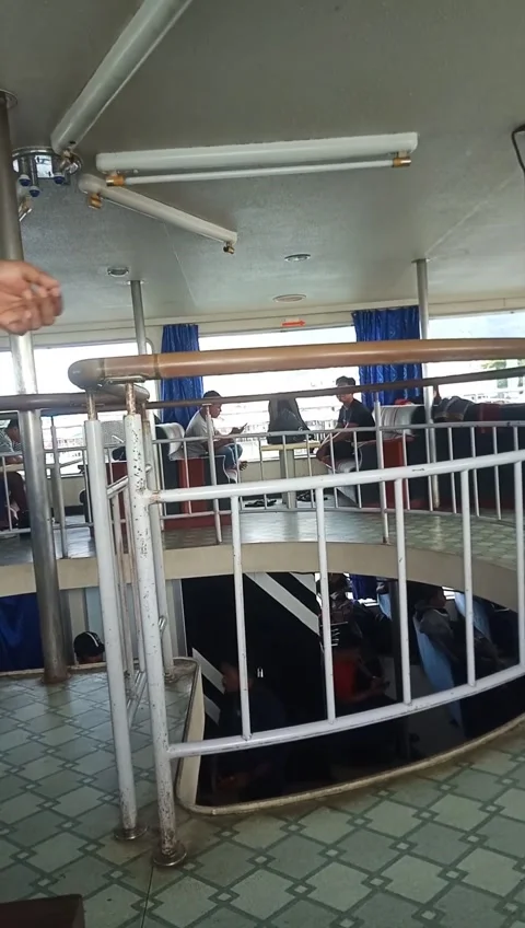 Traveling Video stock 194420022