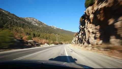 Traveling in the mountains 库存影片 10600015