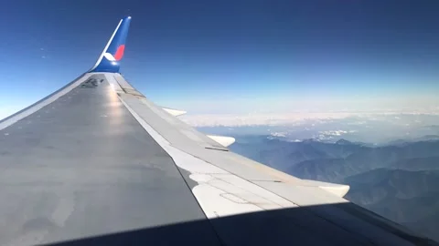Traveling in a plane Video stock 170758786