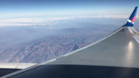 Traveling in a plane Video stock 170758803