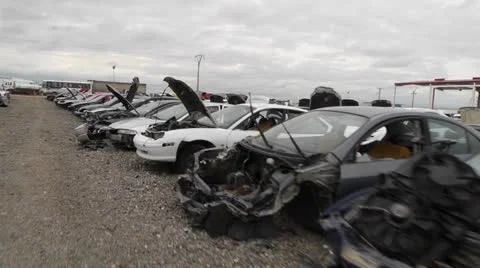 Travelling junk yard Stock-Footage 23837212