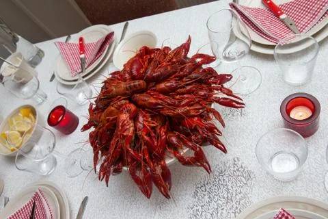 Tray of crayfish on a table Foto stock
