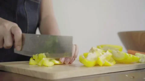 A tray of food on a table 库存影片 157875454