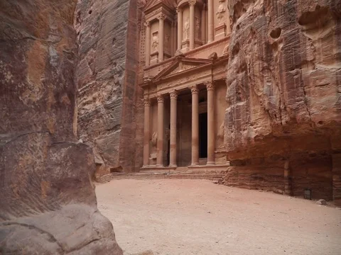 The Treasury in Petra, Jordan. Stock Footage 99708845