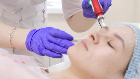 TREATMENTS BY APPLICATION OF FOUNDATION Stock Footage 87738712