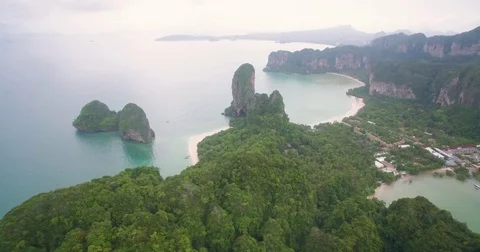Tree Covered Limestone Mountains At Railay, Krabi, Southern Thailand, High 스톡 동영상 79939601