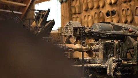The tree slicer works in slow motion Video stock 123940070