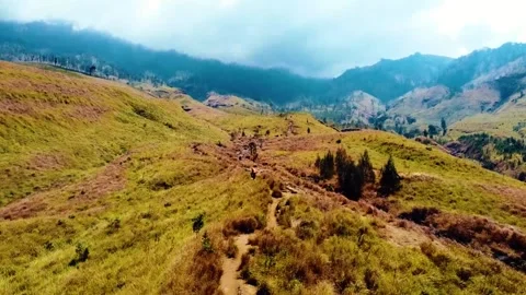 On the trek to Mount Rinjani Vidéo 288837312