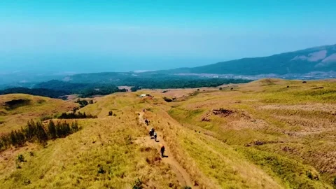 On the trek to Mount Rinjani Vidéo 288837335