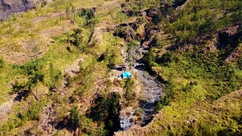 On the trek to Mount Rinjani Vidéo 288837359