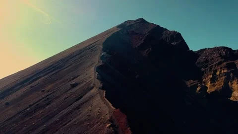 On the trek to Mount Rinjani Vidéo 288837973