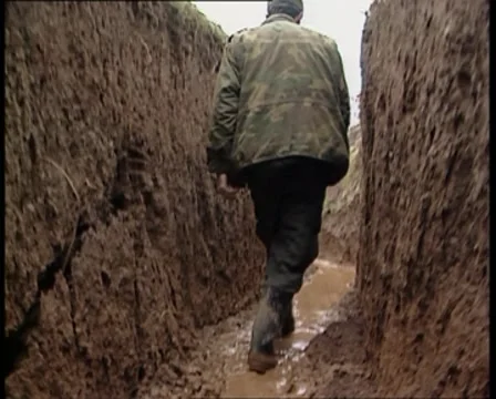 In the trenches 3 Vidéo 8694472