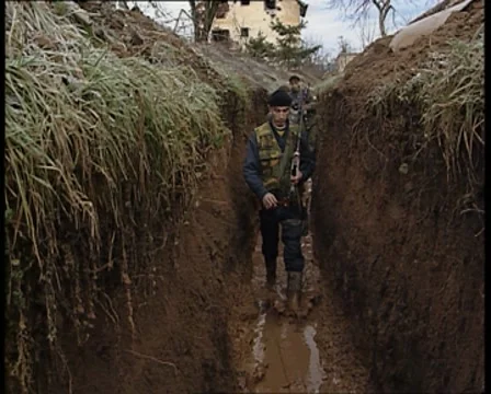 In the trenches 4 Video stock 8719569