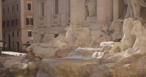 Trevi Fountain empty during lockdown for coronavirus, Rome,Italy 库存影片 134469799
